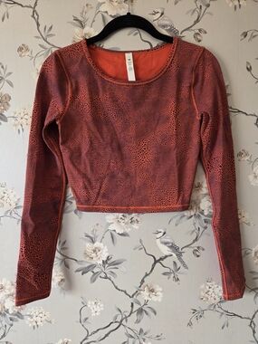 Lululemon Wunder Train | Long-Sleeve Cropped Top in Rust Red Print | Size 4
